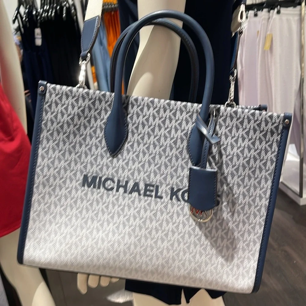 MICHAEL KORS Mirella Medium Ombré Logo EW Tote Shoulder Bag
Navy 
NWT - Picture 4 of 16
